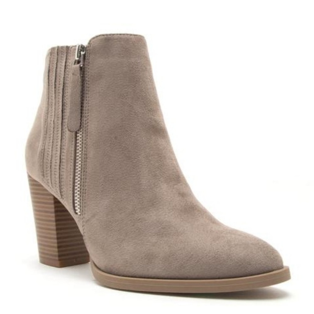๐ Larissa - Gray Ankle Booties - Picture 2 of 5
